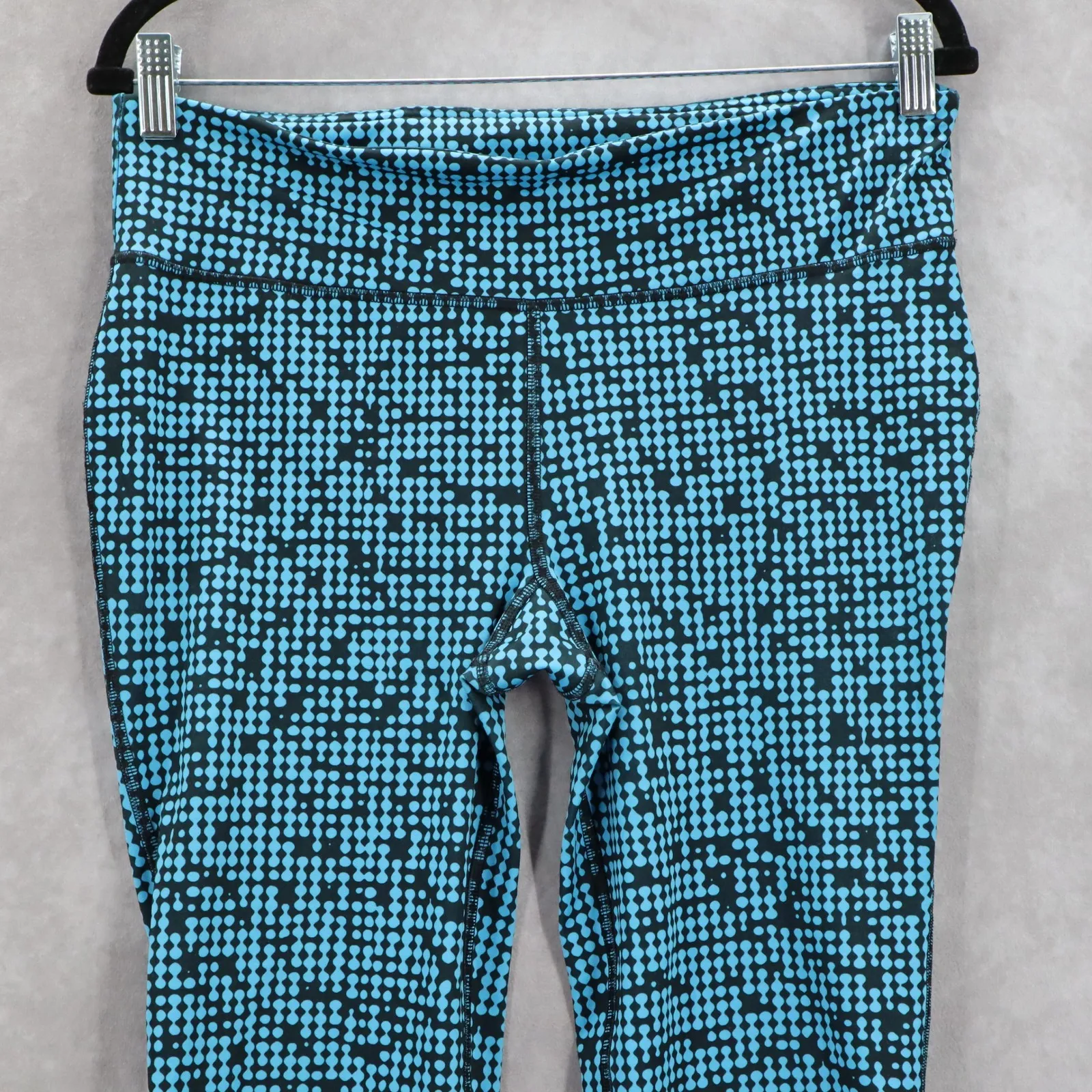 Under Armour Blue Black Dot Cropped Activewear Yoga Leggings Active Sports Large - Image 3