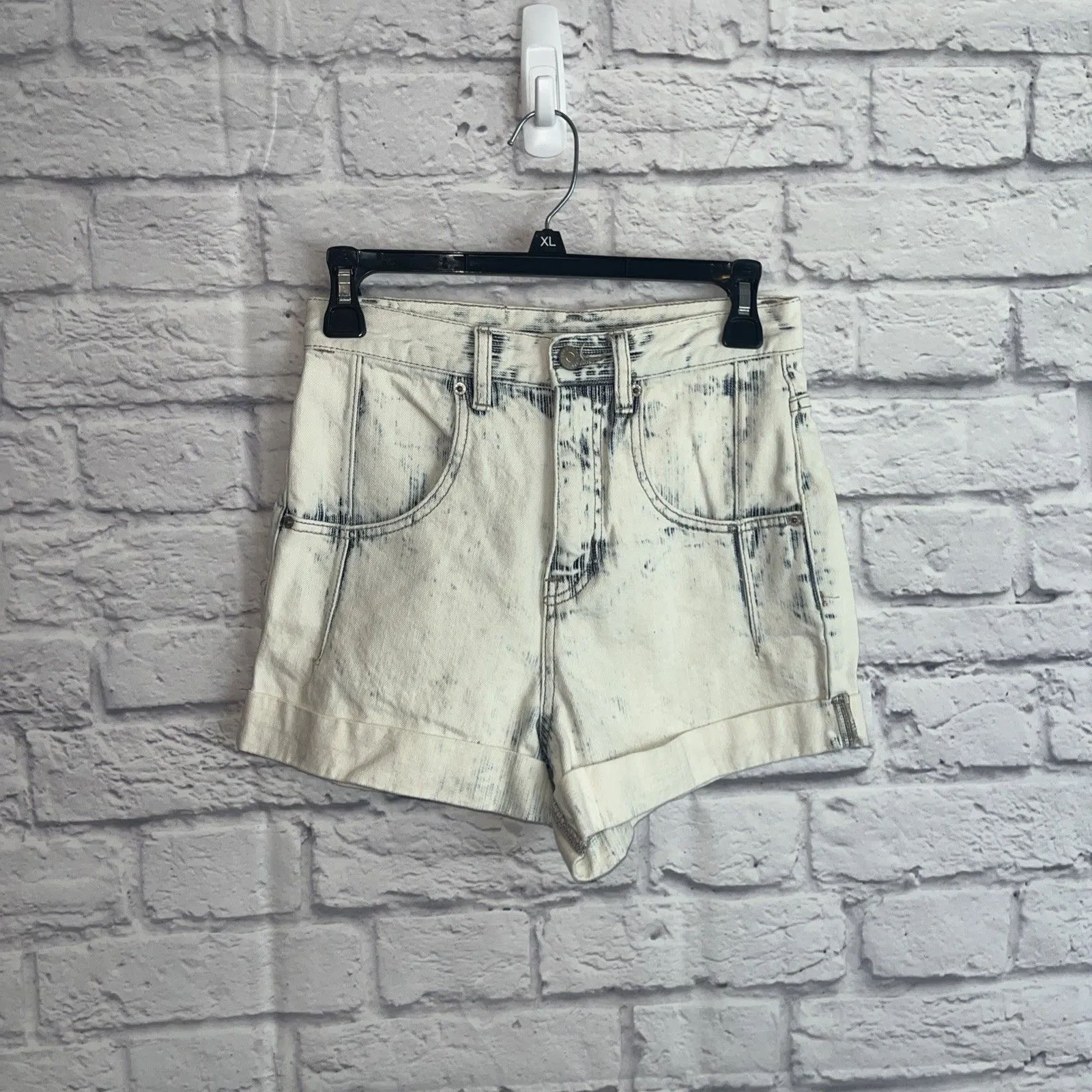 BDG Urban Outfitters Y2K Women’s High Rise Acid Washed Roll Hem Shorts Size 25 - Image 7