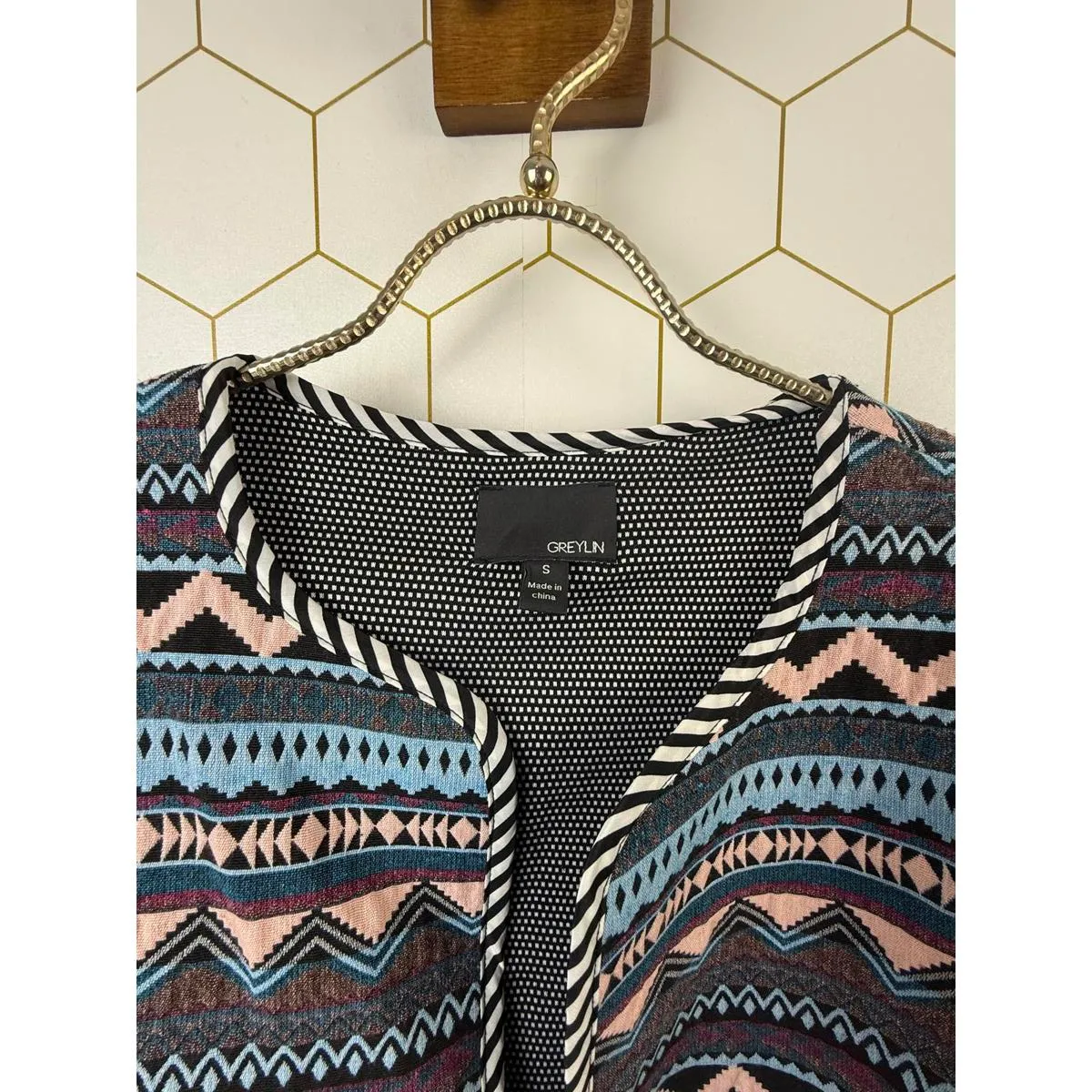 Greylin Black and Pink Quilted Jacket with Geometric Pattern - Size - Small - Image 4