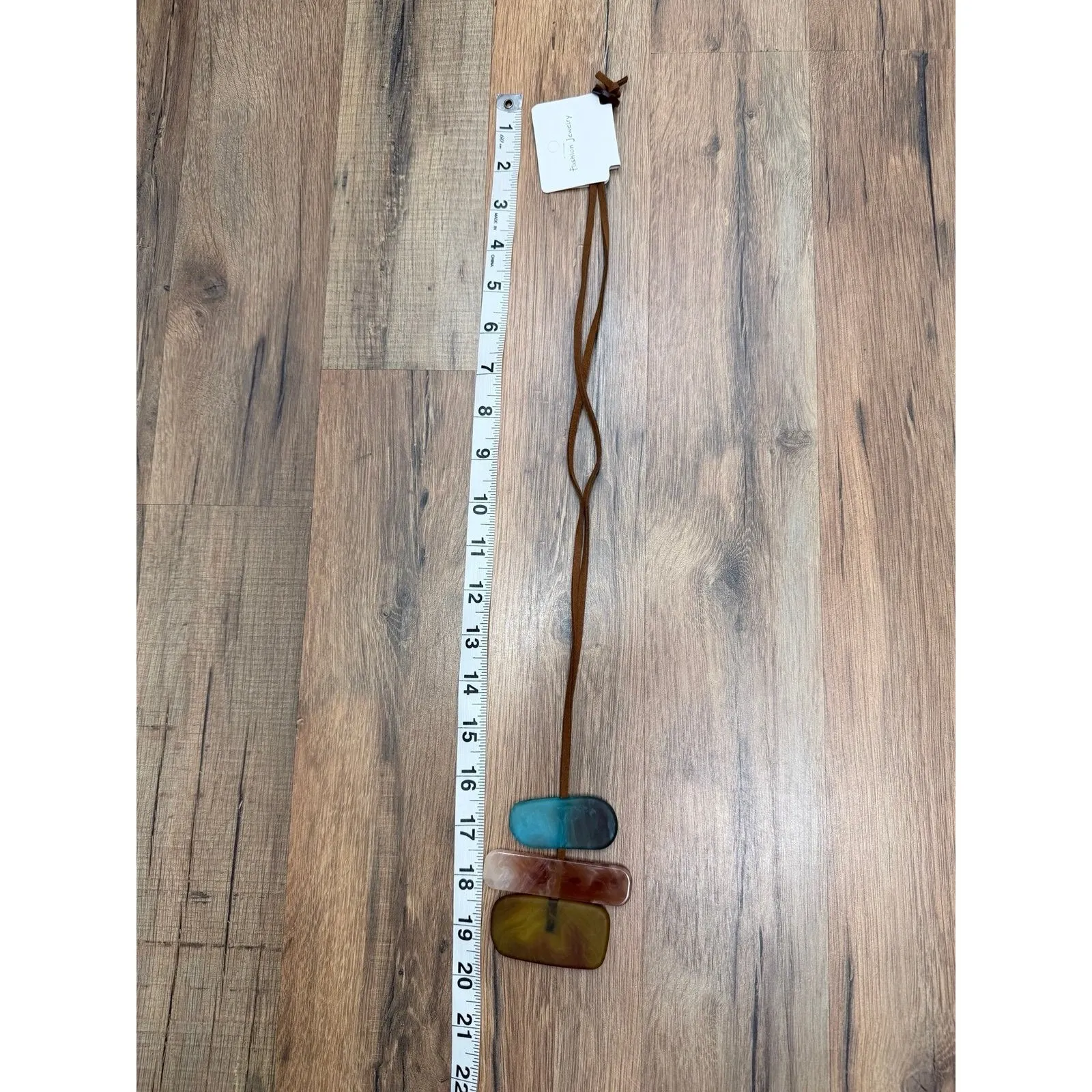 Boho Resin Geometric Pendant Necklace – Triple Color Stack, Adjustable RopeNWT - Image 6