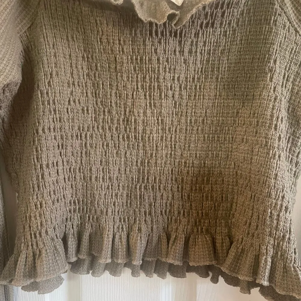 Altar'd State women's long sleeve puff sleeve crop top size Large - Image 3