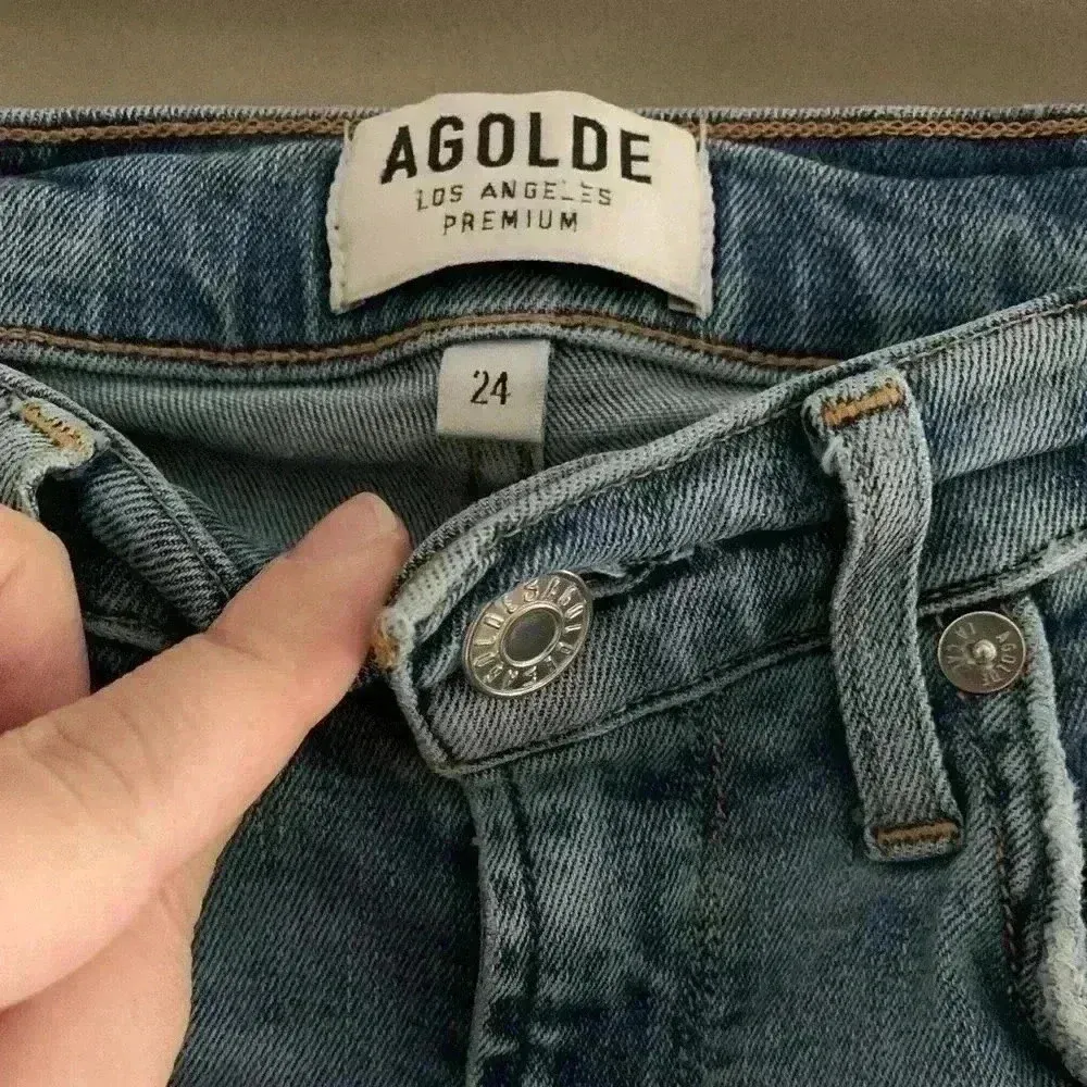 AGOLDE distressed denim skinny jeans size 24 EUC - Image 2