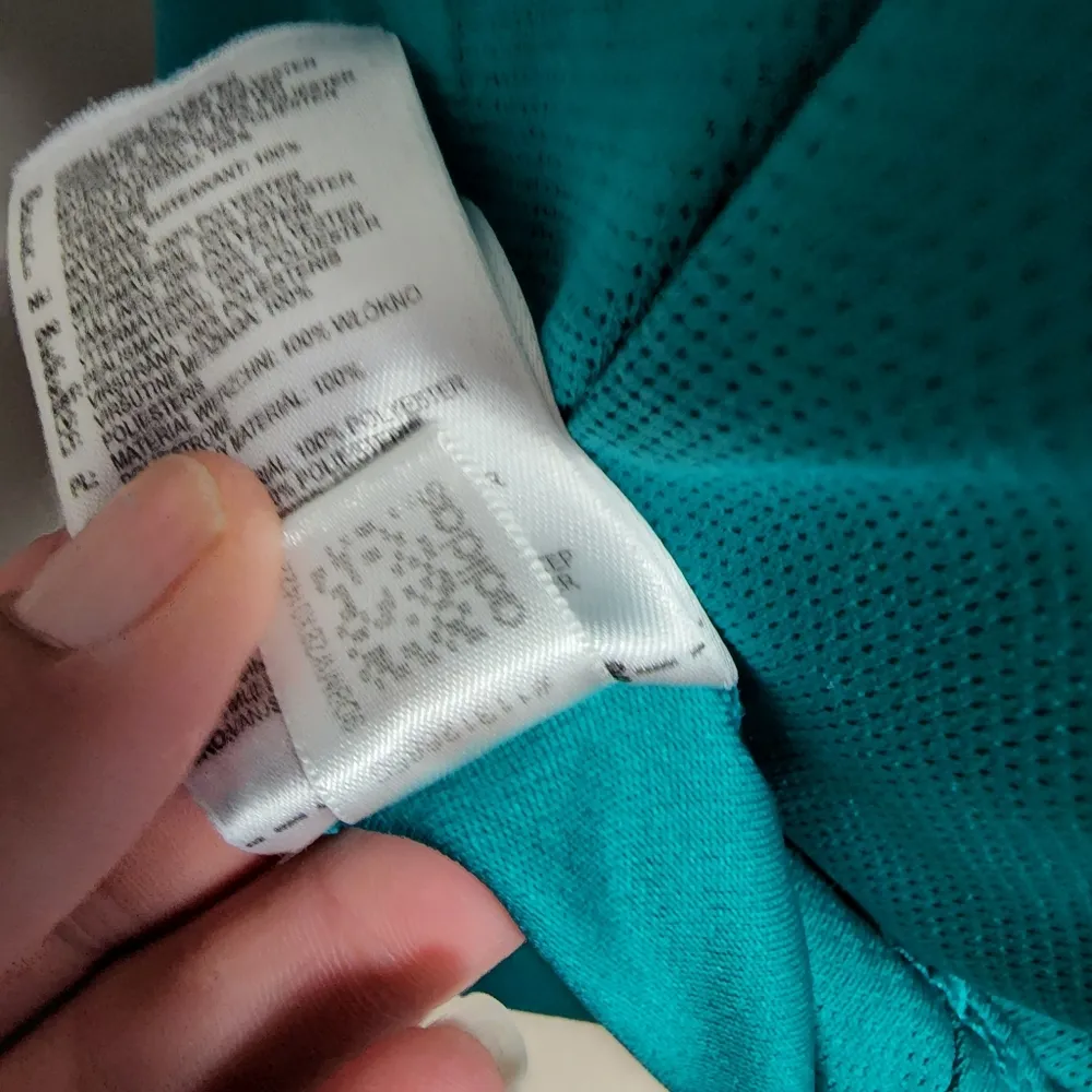 Adidas Climate Equator Green Sequentials Running Tee Size Medium - Image 11