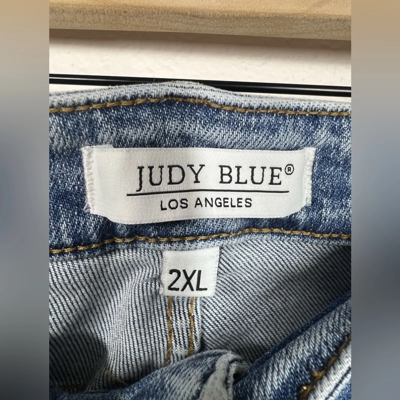 JUDY BLUE Denim Patch Mid Length Shorts Size 2XL - Image 6