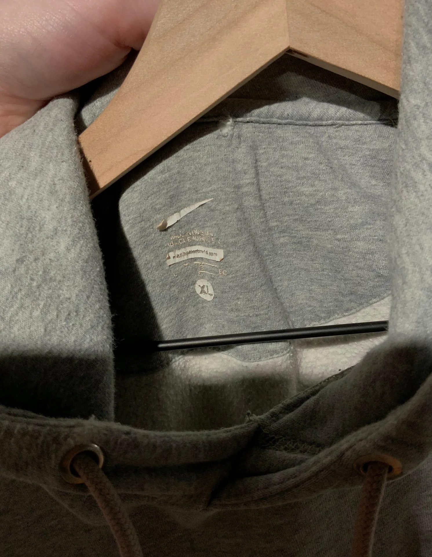 Nike Vintage Sweatshirt - Image 4