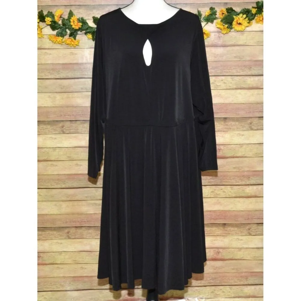 NWT Torrid Black Studio Knit Keyhole Skater Dress Fit N Flare Plus Size 4X - Image 2