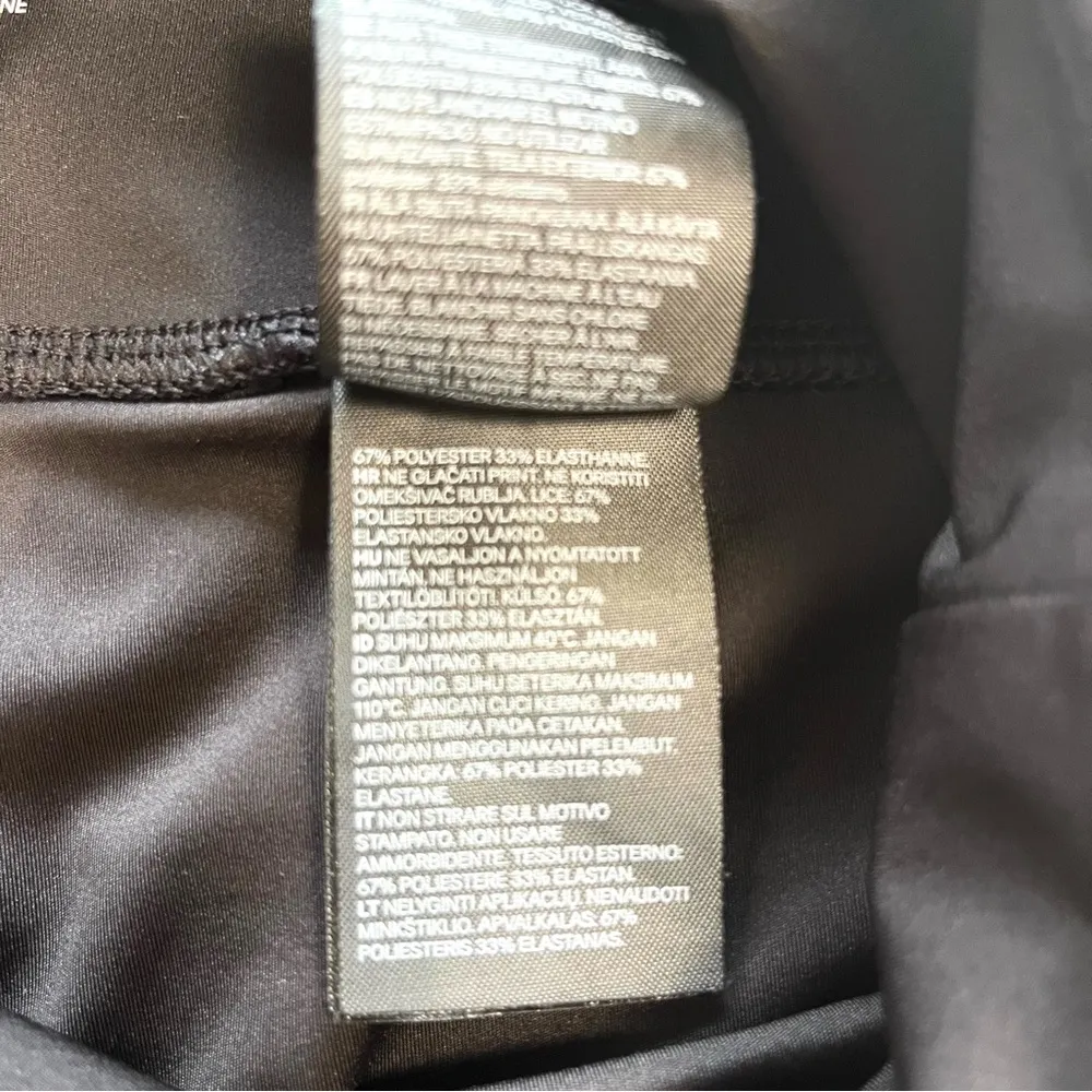 P.E Nation x H&M Ultimate Cycling Bike Shorts in Black Small - Image 12