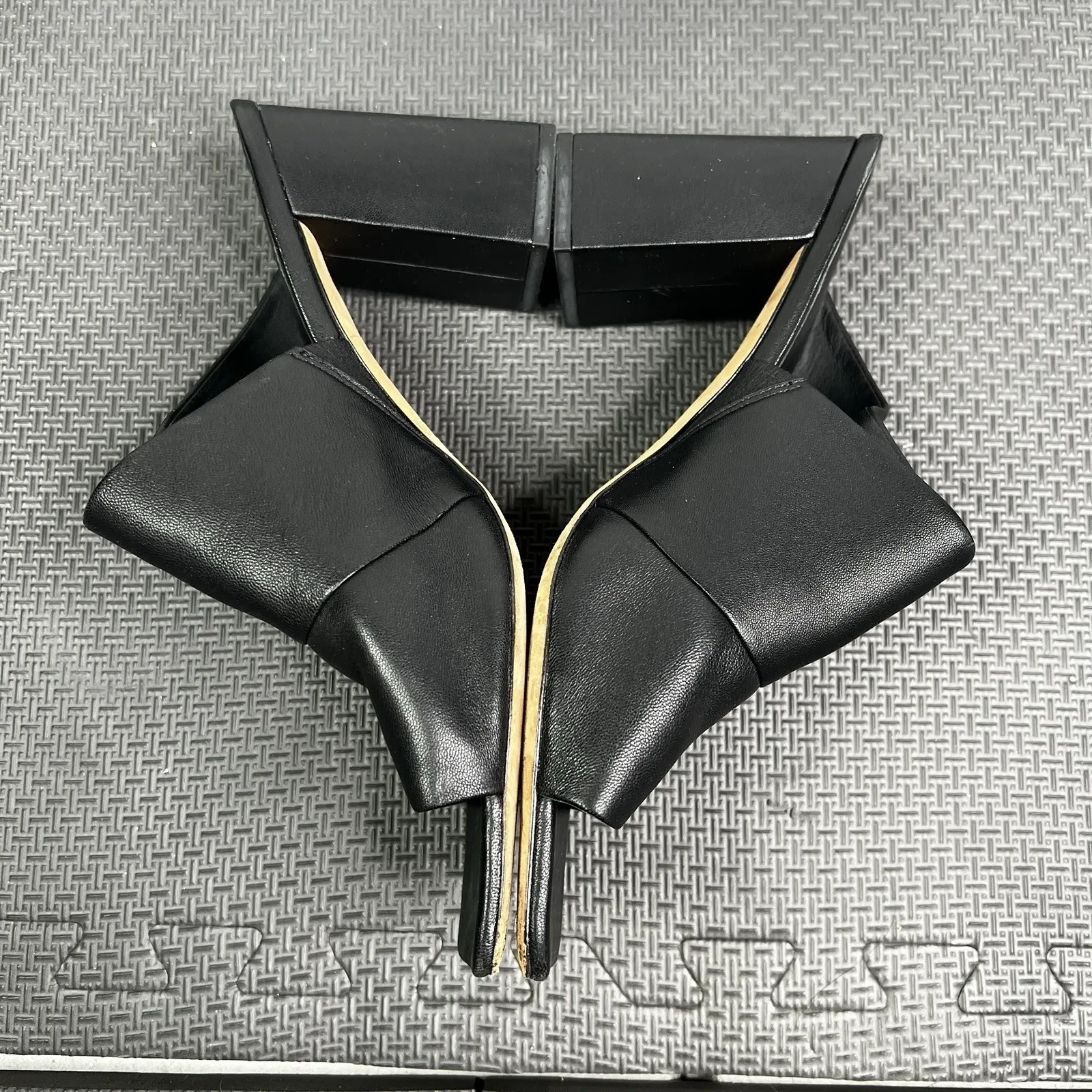 Vince Nelda Cutout Leather Black Open Toe Block Heel Mules Sz 12 M Slide Sandal - Image 5