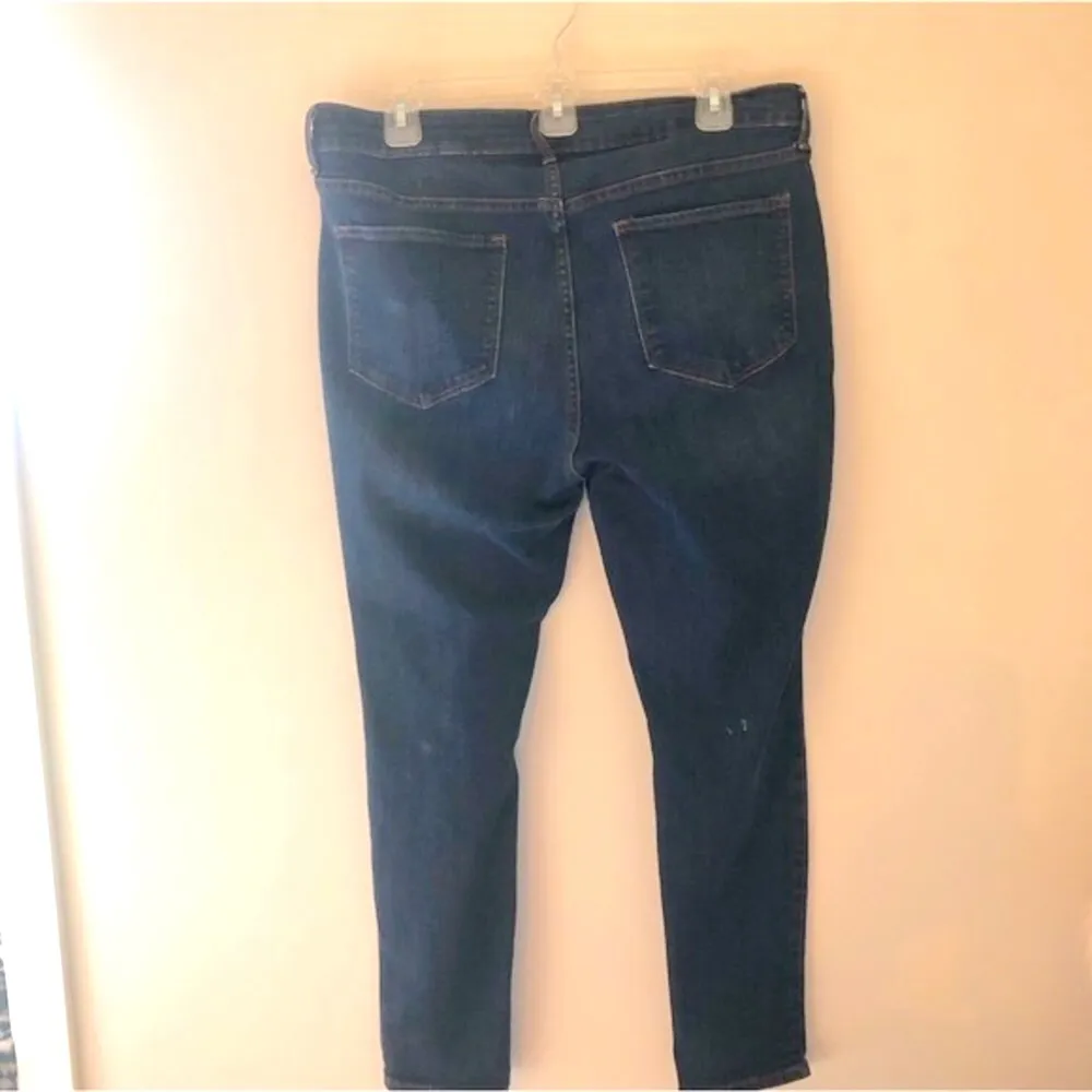 Old Navy Rockstar Denim Jeans. Size 14 short - Image 2