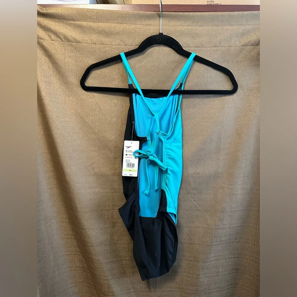 NWT Speedo Women's Swimsuit One Piece Endurance Turnz Tie Back Size 30 Small - Image 3