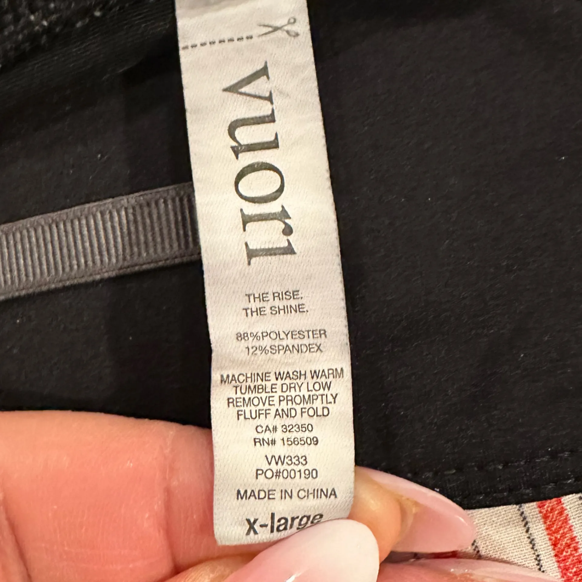 VUORI OMNI PERFORMANCE SHORTS TEAL BLACK XL - Image 4