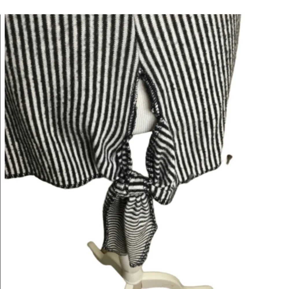 Anthropologie Coin 1804 Black White Striped Lightweight Long Sleeve Sweater M - Image 6