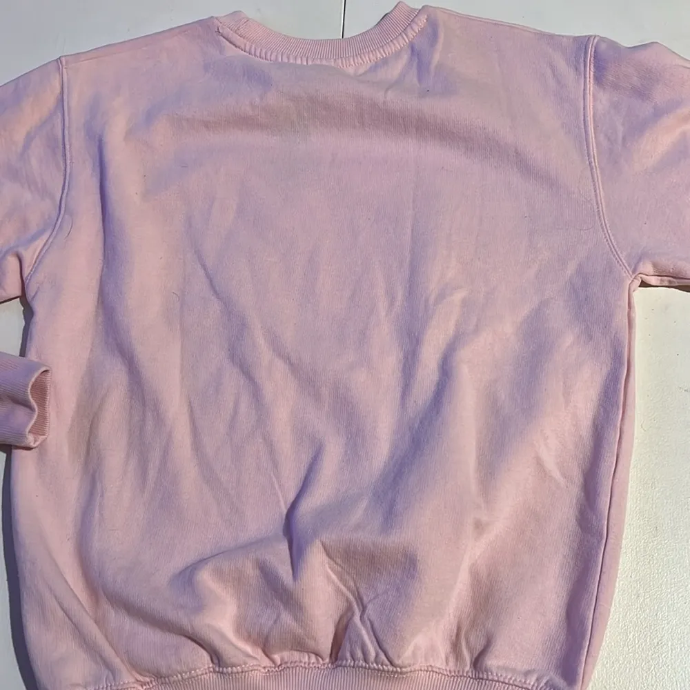 CINNAMON ROLL BY SANRIO PINK SWEATSHIRT small - Image 5