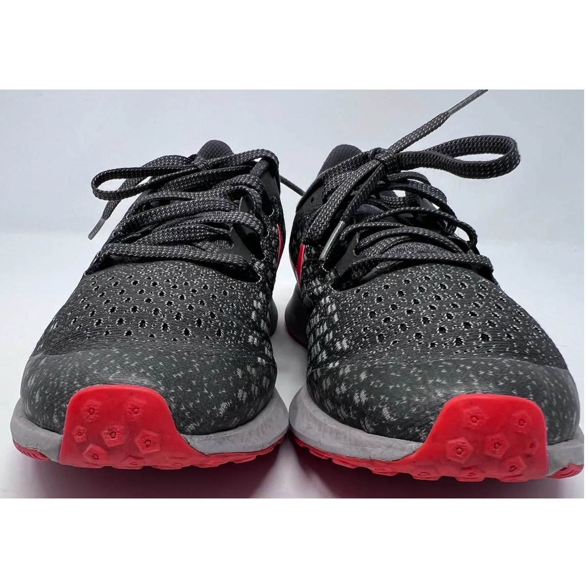 Nike Air Zoom Pegasus 35 Women's Gray Red‎ Running Shoes Size 5.5 - Image 4