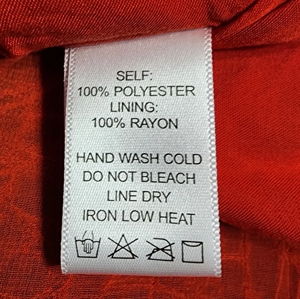 ee:some Short Sleeve Red Blouse Size Large - Image 4