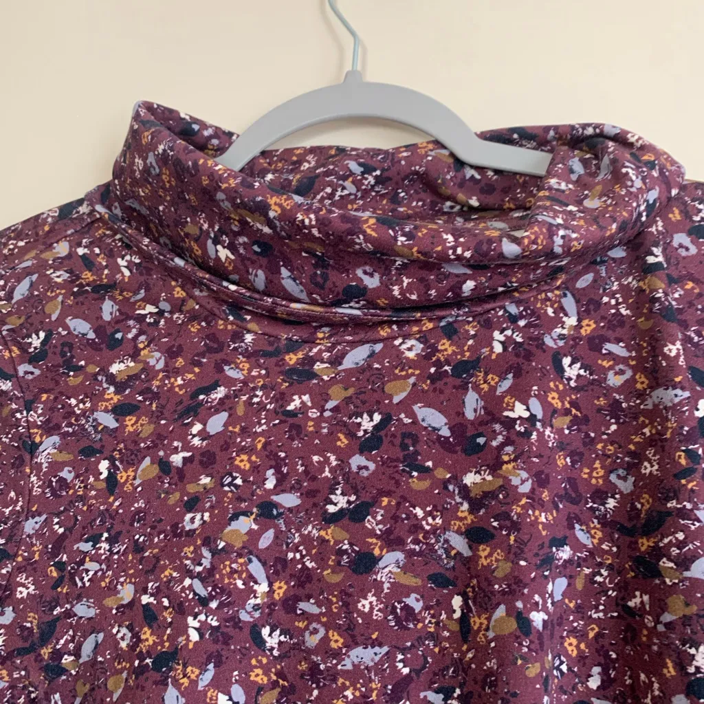 LL Bean Women Athletic Top Long Sleeve Purple Size Large Shirt Turtleneck - Image 3