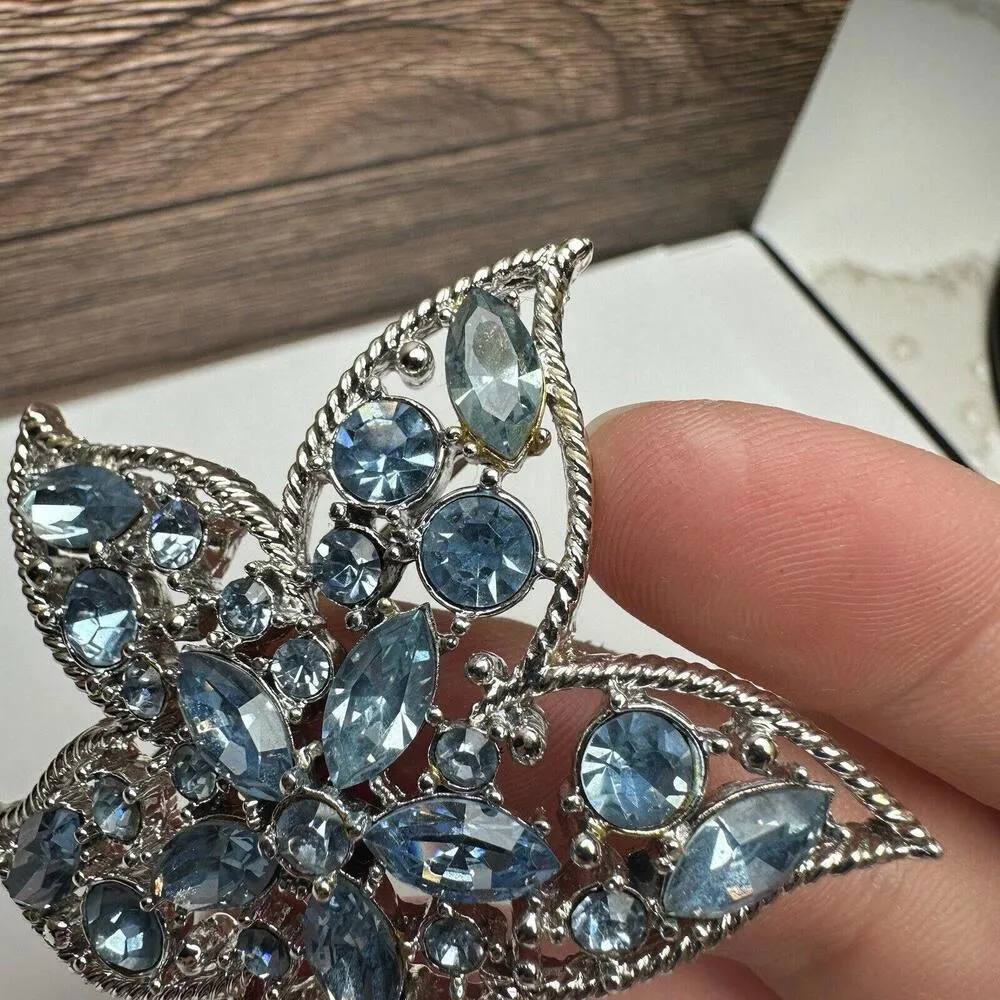 Star Fire Sarah Coventry Rhinestone Brooch Pin Silver Tone & Blue Vintage 1960s - Image 7