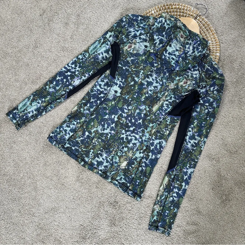 Lululemon Women’s Runbeam Hoodie Longsleeve in Floral Sport White Multicolor 4 - Image 10