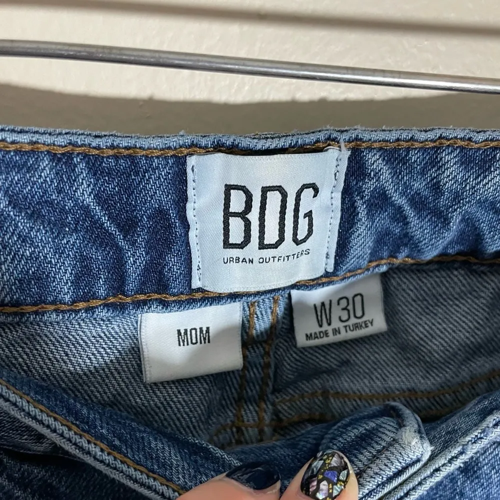 Urban Outfitters BDG Mom Jeans - Image 5