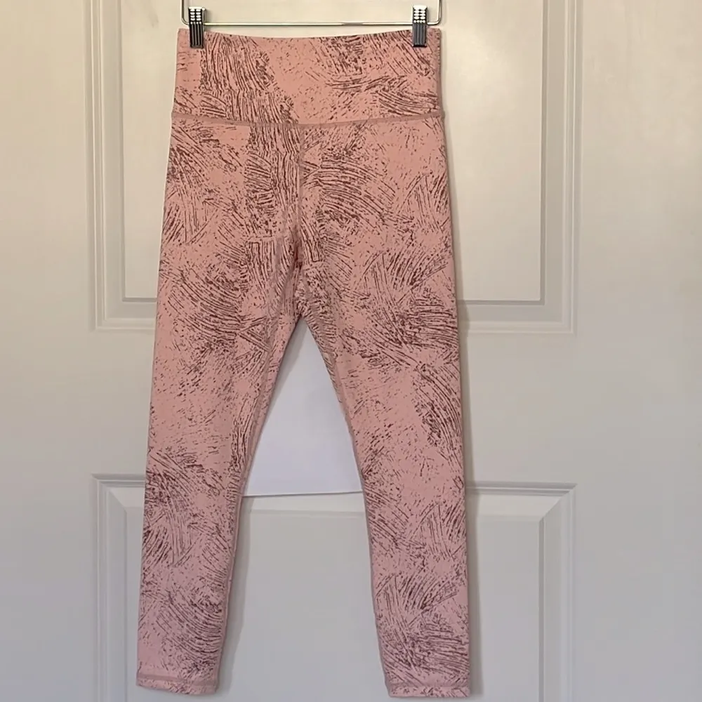 Zyia Pink Etching Light N Tight 4 - Image 4