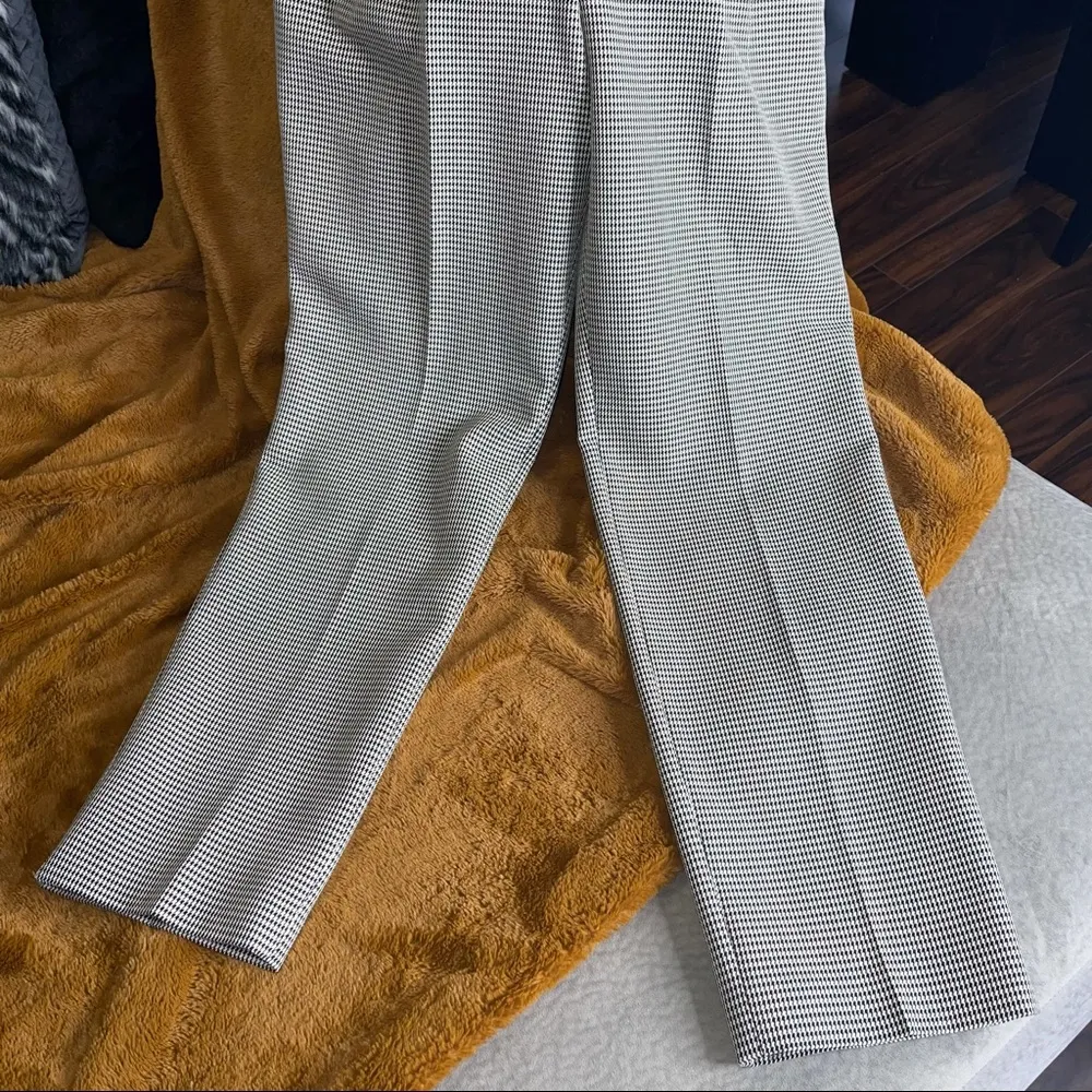 Alexander Wang Chain Embellished Houndstooth Wool Blend Straight Leg Pants - Image 4