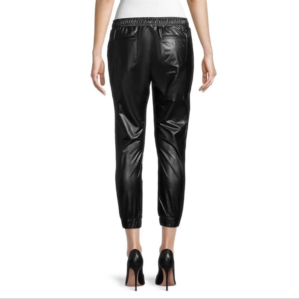 David Lerner Vegan Leather Track Pant
Joggers, lightweight, black, size XL - Image 4