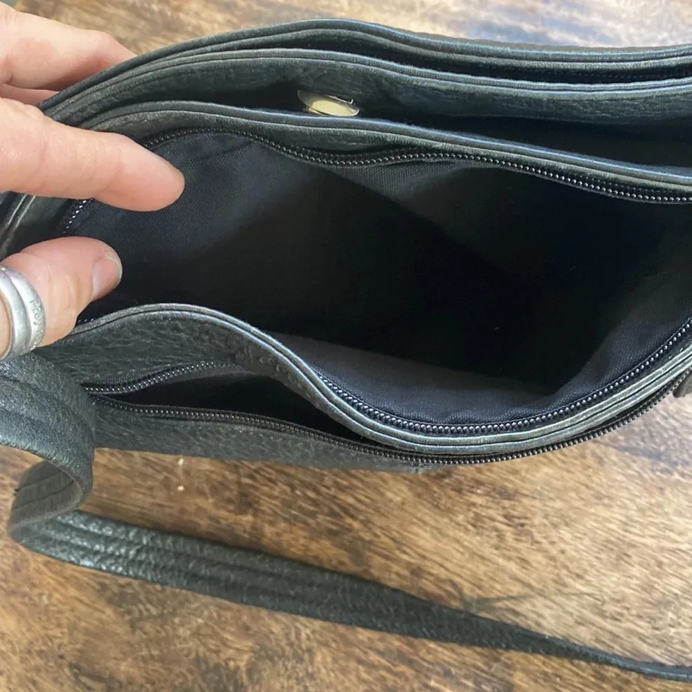 BEAUTIFUL TIGNANELLO BLACK Pebble LEATHER HANDBAG - Image 6