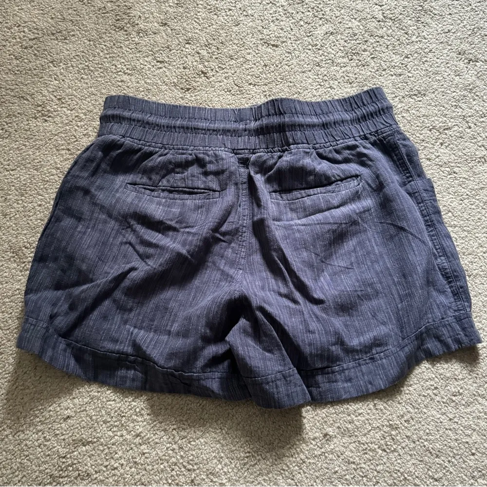 Athleta Cabo Linen Textured Short Size 6 Pull-On Comfy Earthy Blue 4” Athletic - Image 4