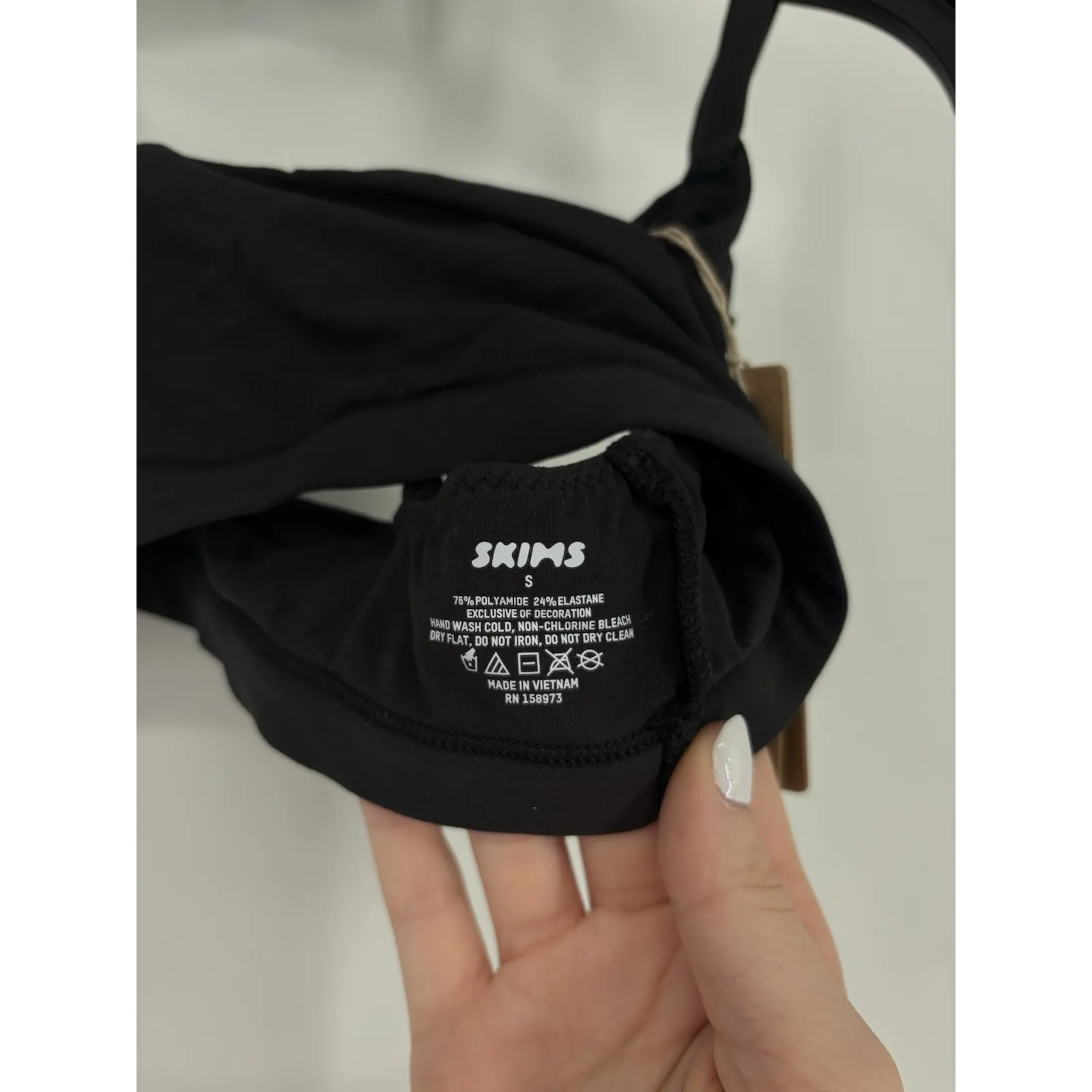 Skims Fits Everybody Scoop Bralette Onyx Black Kim Kardashian Adjustable Small - Image 4