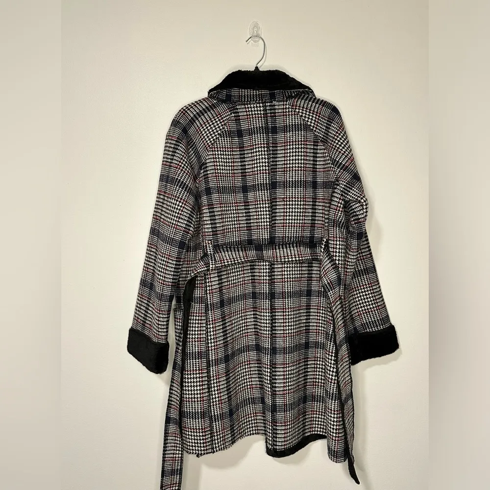 Solitaire Twill & Faux Fur Convertible Faux Sherpa Lined Pocket Jacket Belt Coat - Image 7