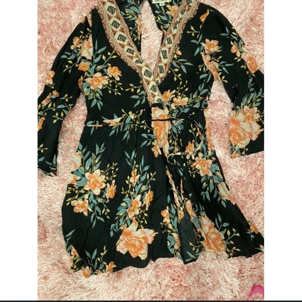 O'Neill Super cute floral black dress - Image 2