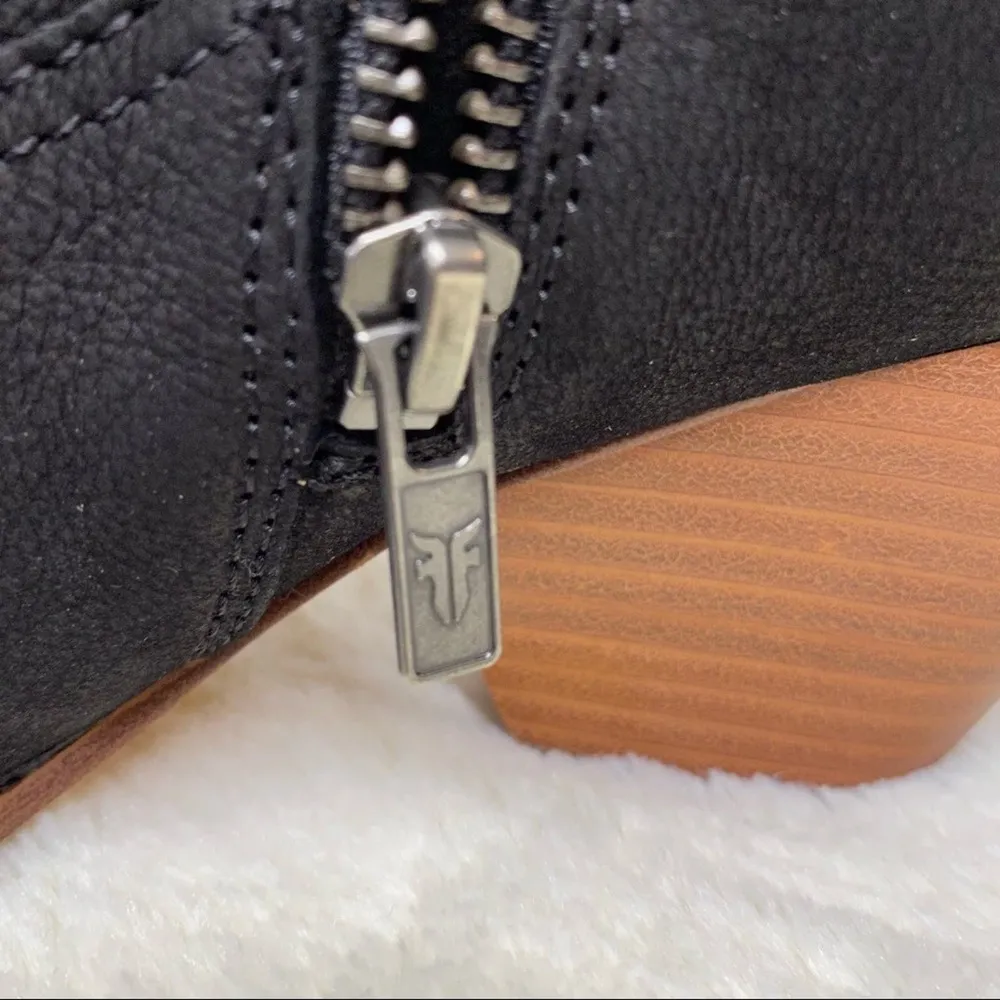 Frye Rory Booties Black Leather Zip Side 3" Wooden Heel NEW Womens Size 9 - Image 5