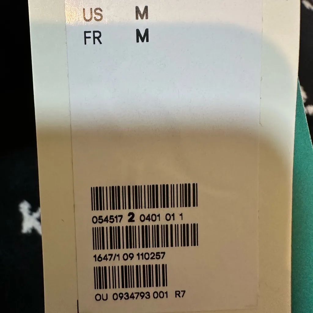 HM *NWT* x Kangol Black and White Logo Sweater for Women - Image 5