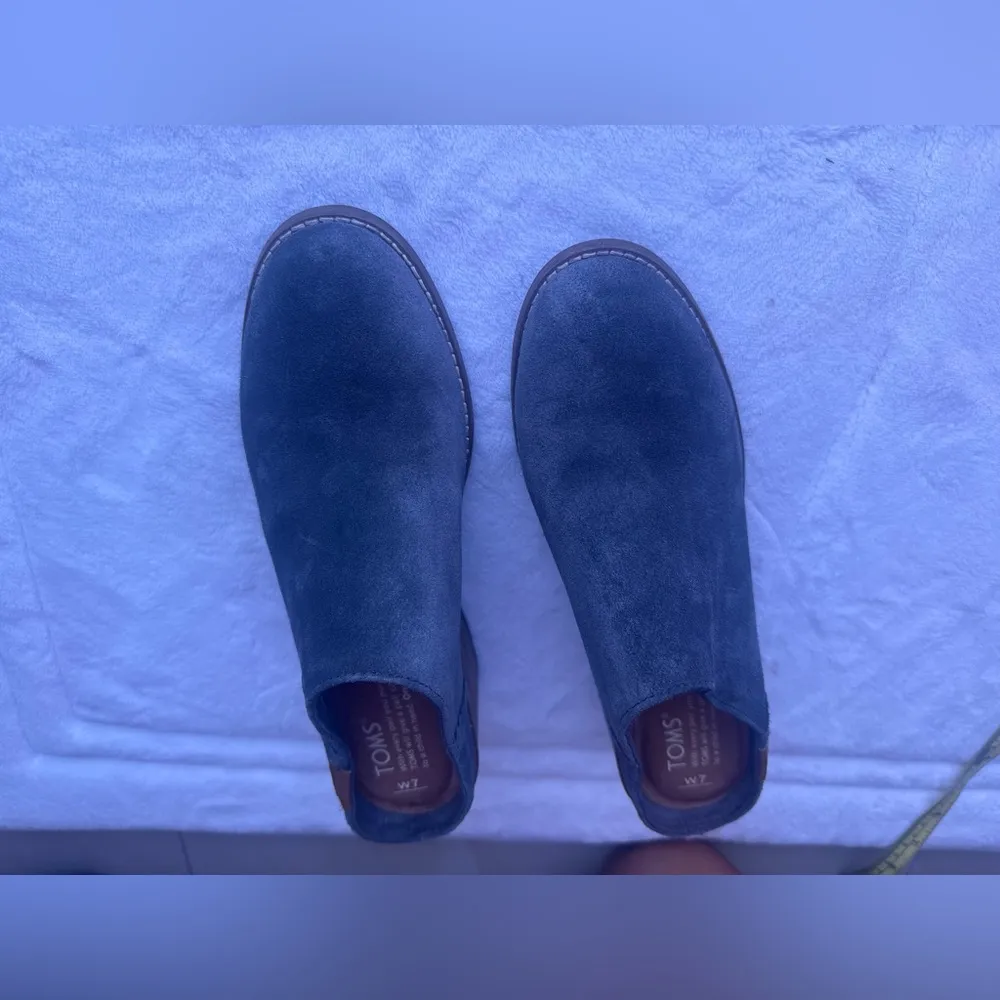 Toms Leila Forged Iron Grey Suede Stacked Chunky Black  Heel Mules. W7 - Image 12