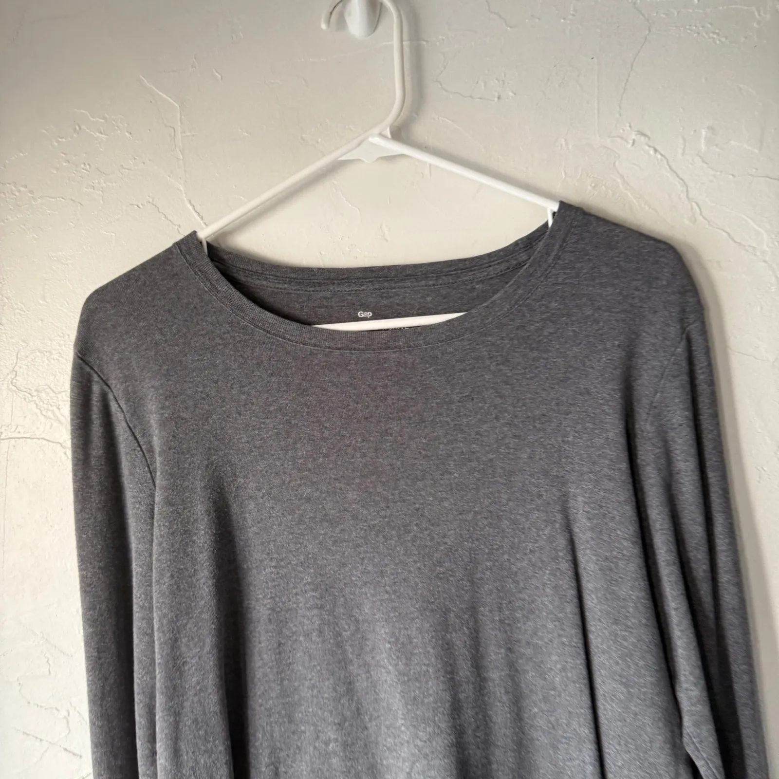 Gap Vintage Y2k The Favorite Crew Long Sleeve TShirt Charcoal Gray L Tall Elena - Image 2
