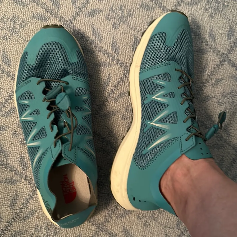 North Face Litewave Flow Lace Womens Outdoor Walking Hiking All Terrain Shoe 9 - Image 3