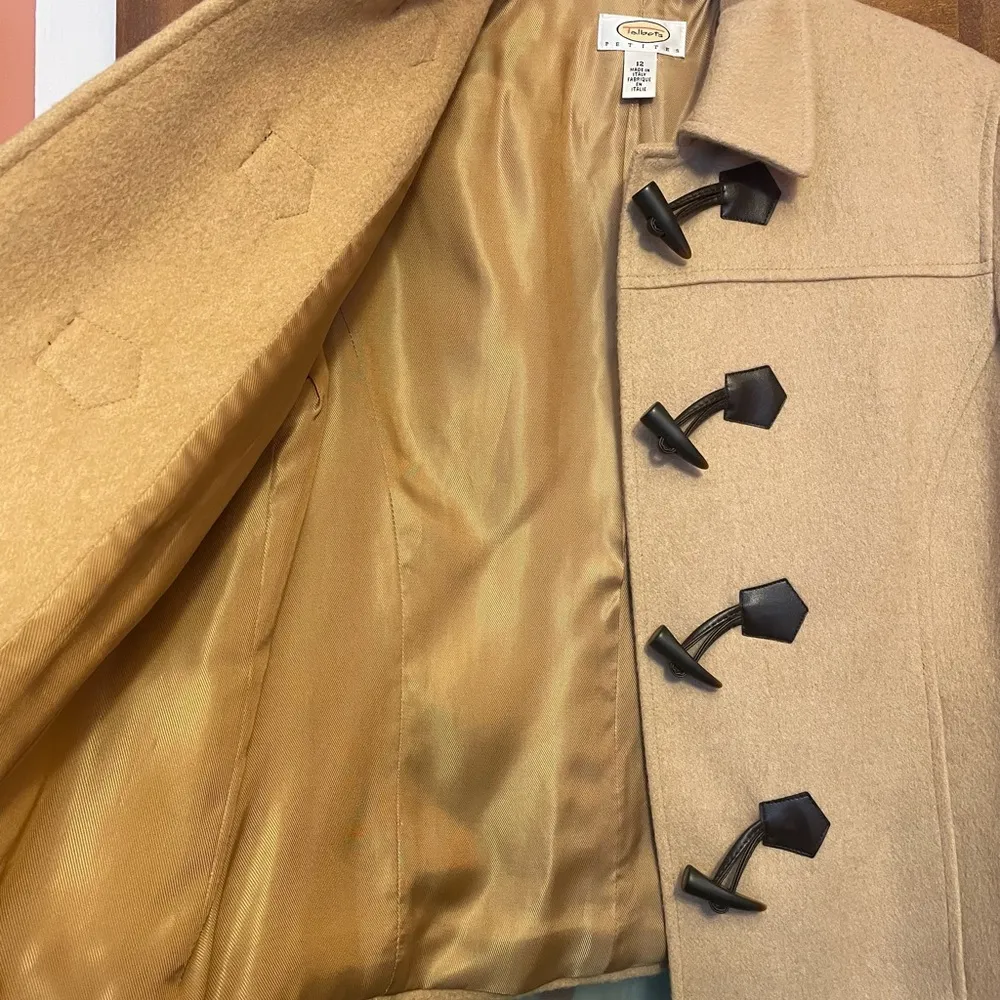 Talbots 100% Pure Camel Hair Lined Jacket Coat Horn Toggle Button Close-Petit 12 - Image 3