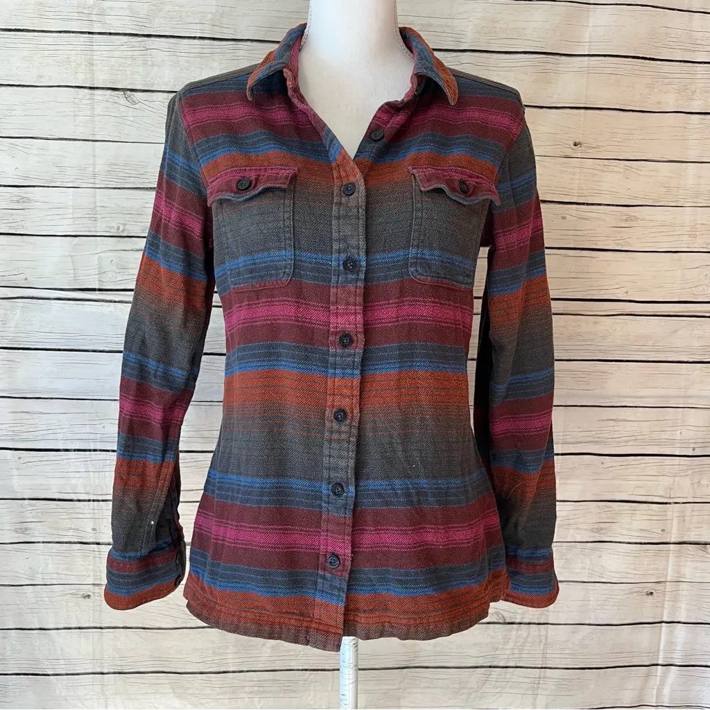 Patagonia Fjord Gaucho Flannel Shirt made from 100% organic Cotton - Image 7