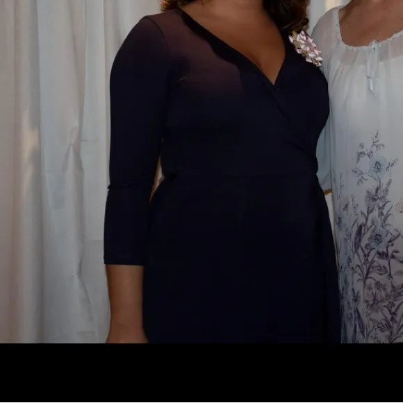 Lulus 3/4 sleeve navy wrap maxi dress - Image 2