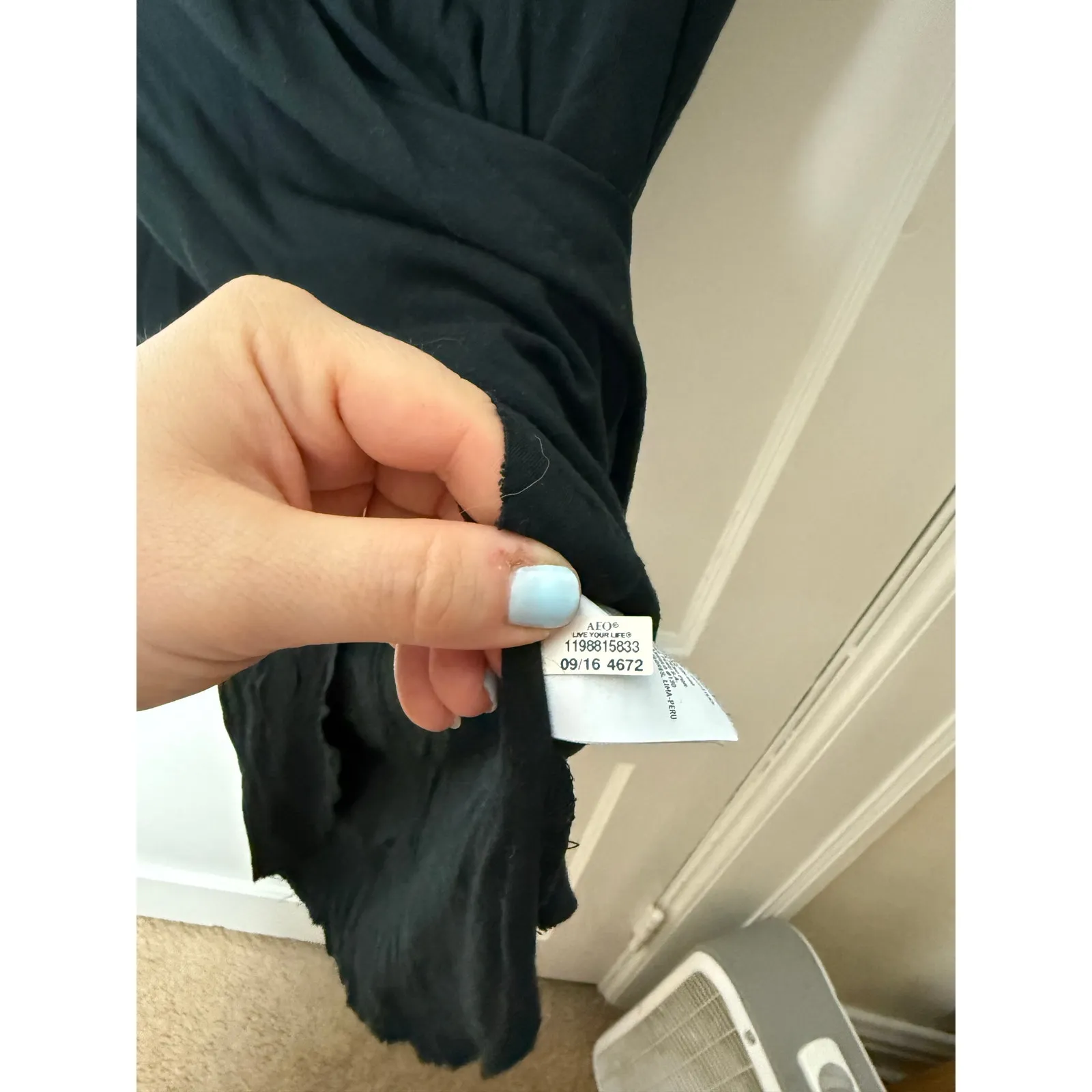 American Eagle Outfitters Black Jersey Knit Soft and Sexy Short Sleeve T-shirt S - Image 5