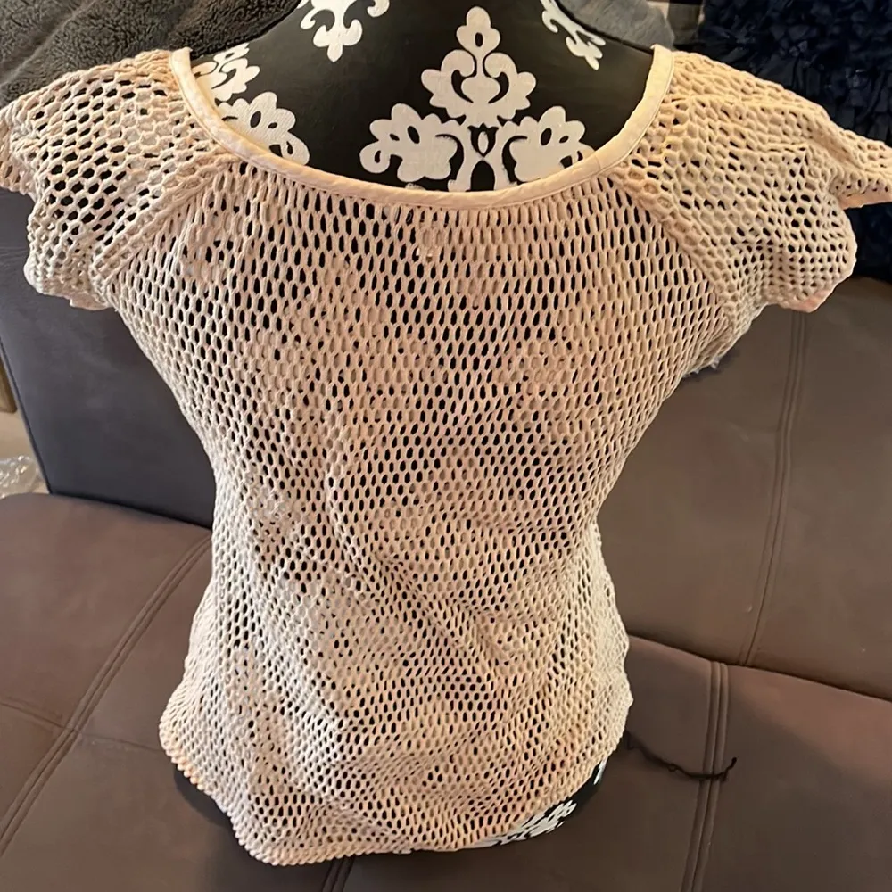 BUFFALO DAVID BITTON Beige See Through T-Shirt with Yellow Floral Design Size M - Image 4