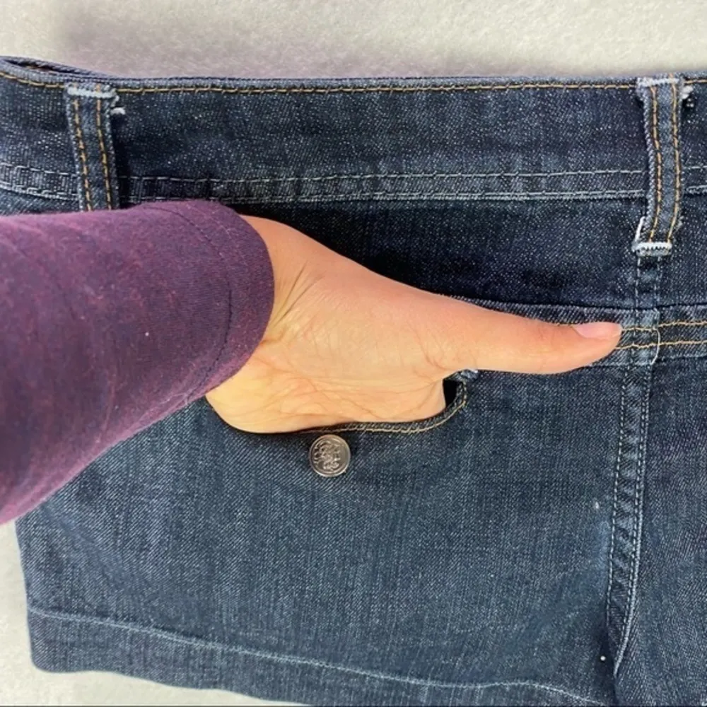 American‎ Rag Womens Shorts Size 9 Dark Wash Denim Pleated Mid Rise Pocke… - Image 6