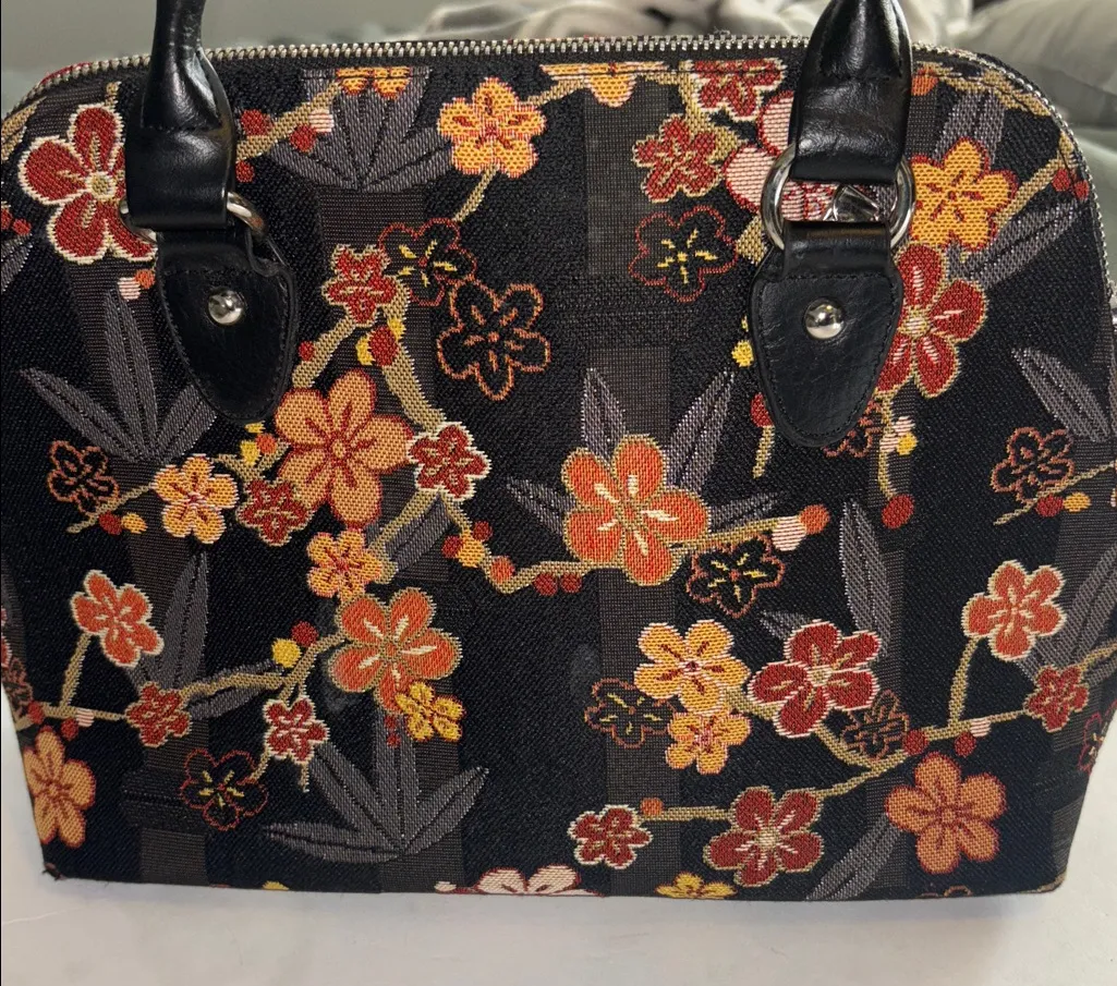 SIGNARE BRAND MULTICOLORED AND BLACK TAPESTRY HANDBAG BLACK ADJUSTABLE STRAP - Image 1