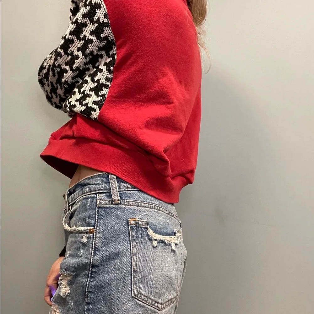 Custom made reworked vintage sweater & red crewneck crop sweatshirt size Large - Image 9