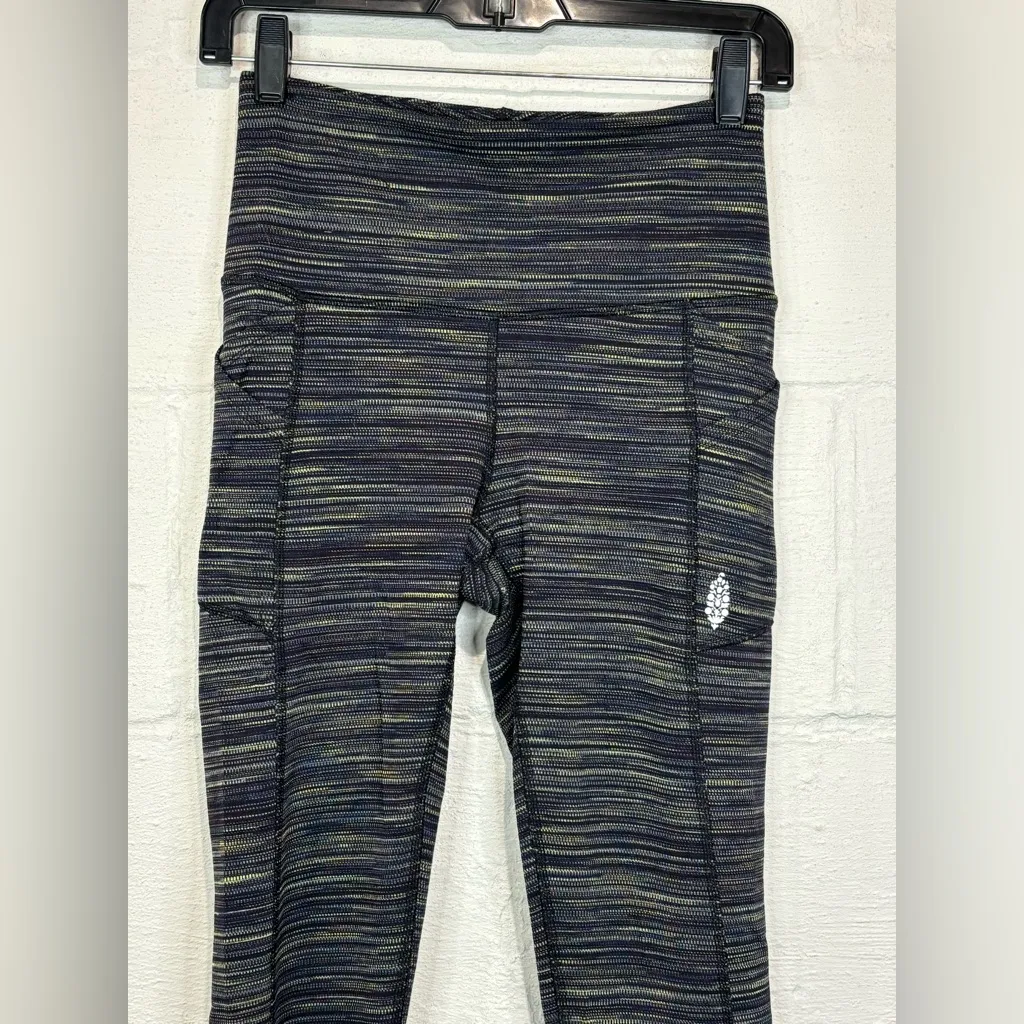 Free People Woman’s Roll Out Yoga Activewear Leggings Black and Yellow Sz Small - Image 3
