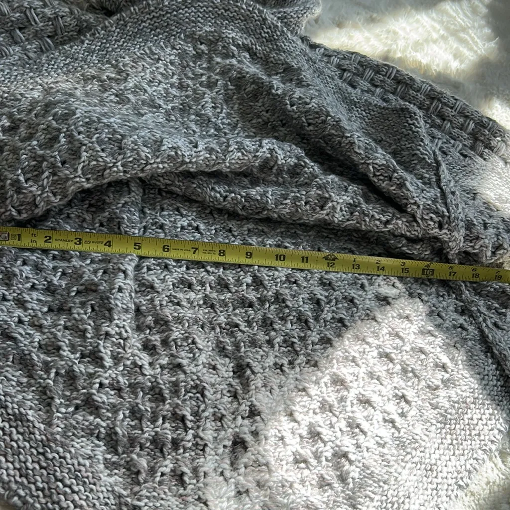 Alexandre Machado Portugal Handknit Hooded Poncho Gray Size undefined - Image 13