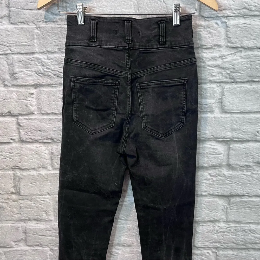 Free People We The Free 26” Black Skinny High Waist Jeans- Missing belt - Image 10