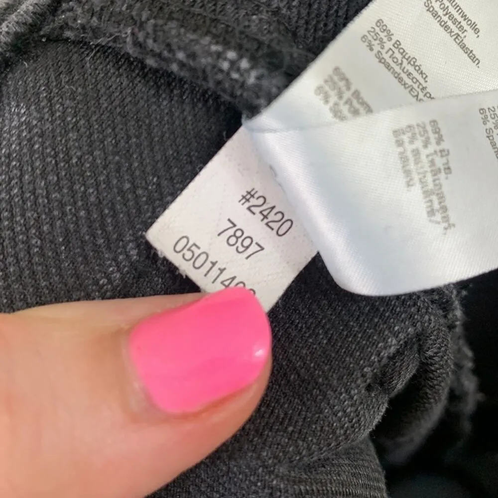 Spanx Jean-ish Pull-On Black Jegging Jeans - Image 4