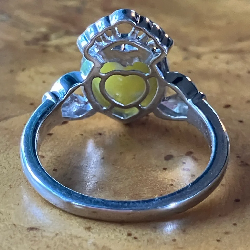 Natural Connemara Marble Sterling Silver Claddagh Ring Size 9 - Image 5