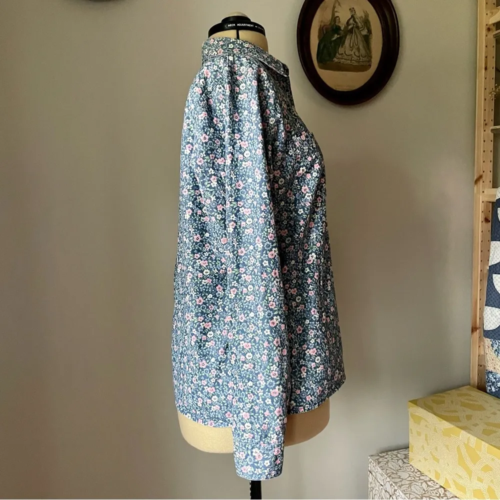 VINTAGE 1990s floral denim button down - Liz Claiborne - Image 8
